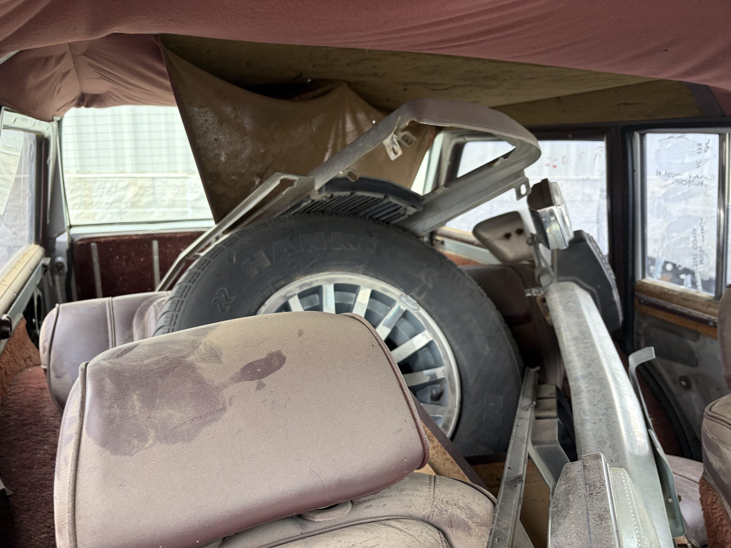 
								1986 Jeep Grand Wagoneer Project full									