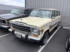 1984 Jeep Grand Wagoneer