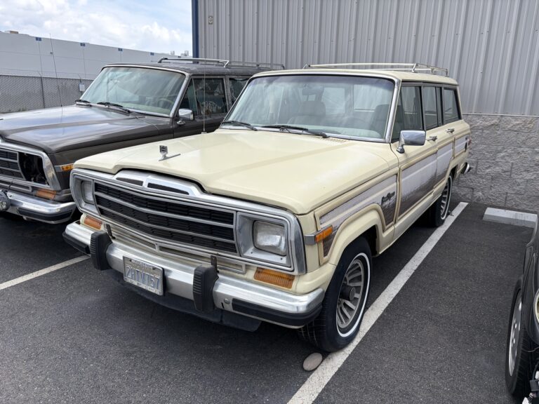 1987 Jeep Grand Wagoneer