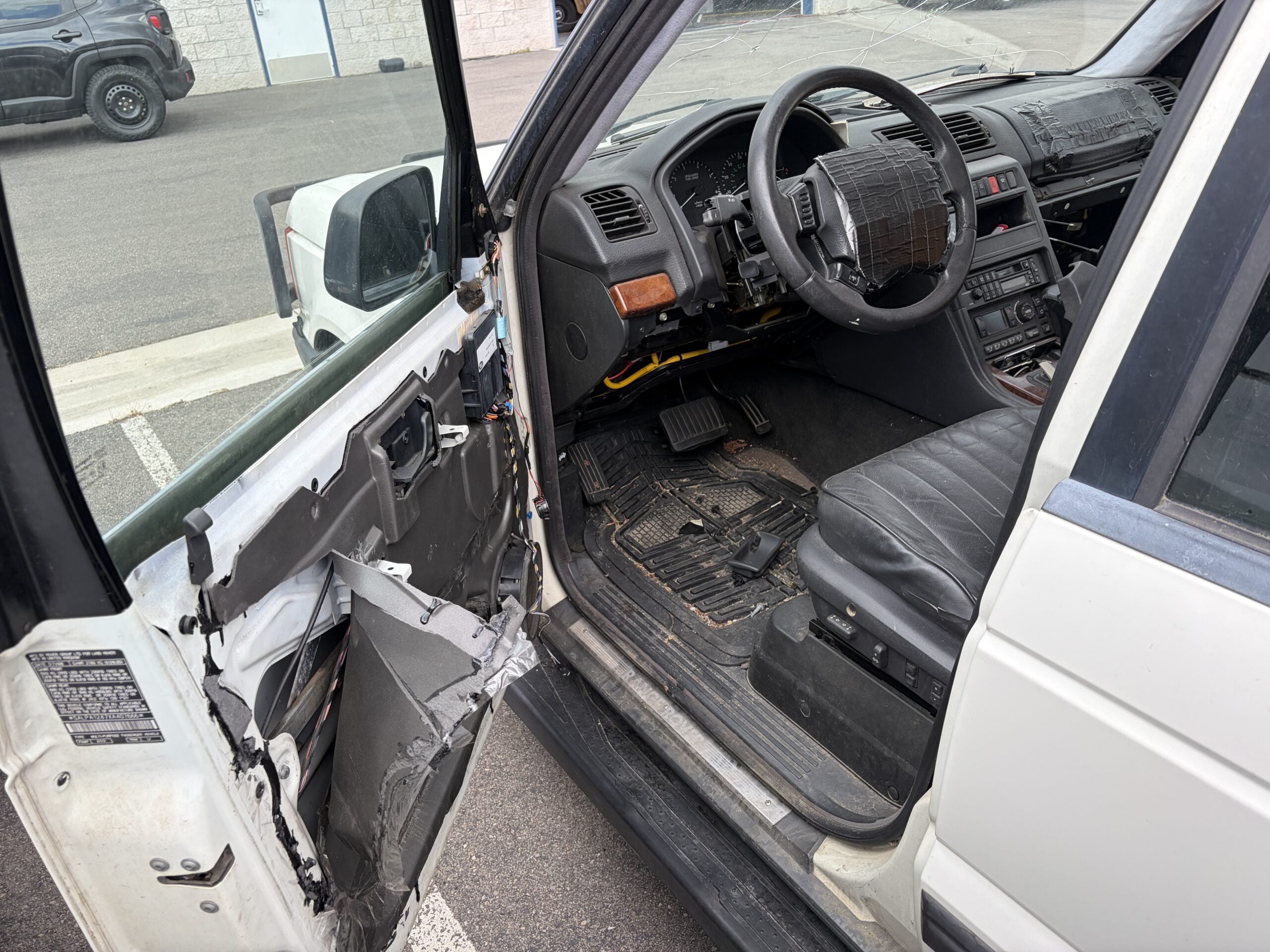 
								1999 Land Rover Range Rover P38 full									