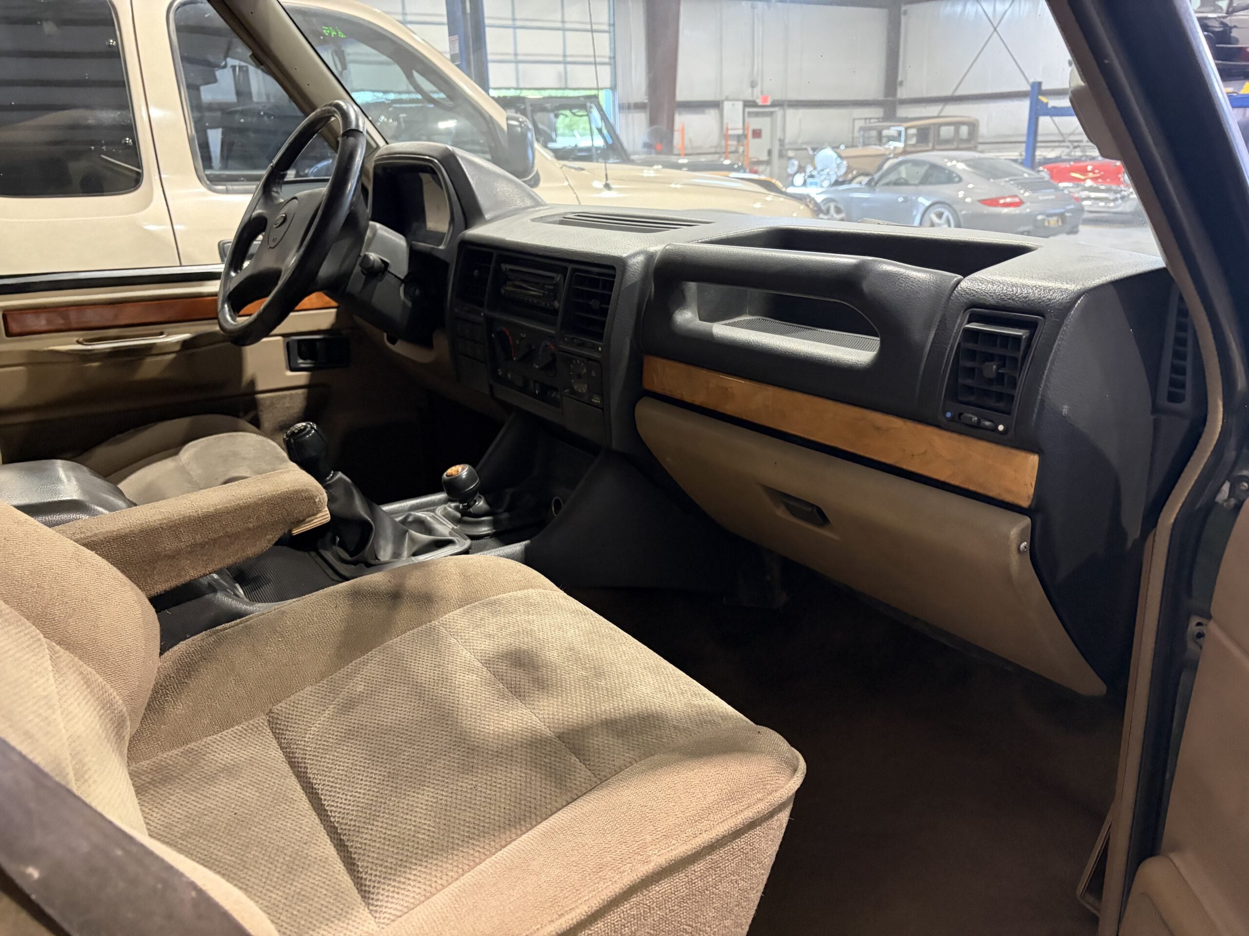 
								1991 Land Rover Range Rover Classic full									