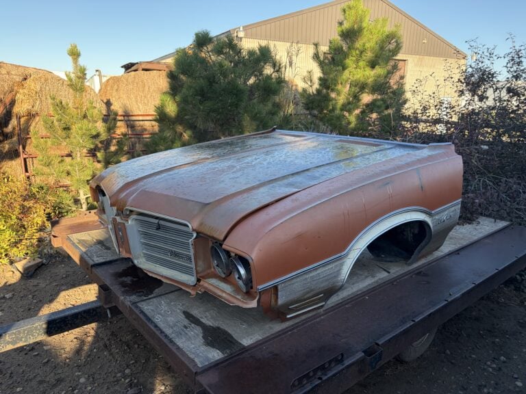 1970 Oldsmobile Front Clip