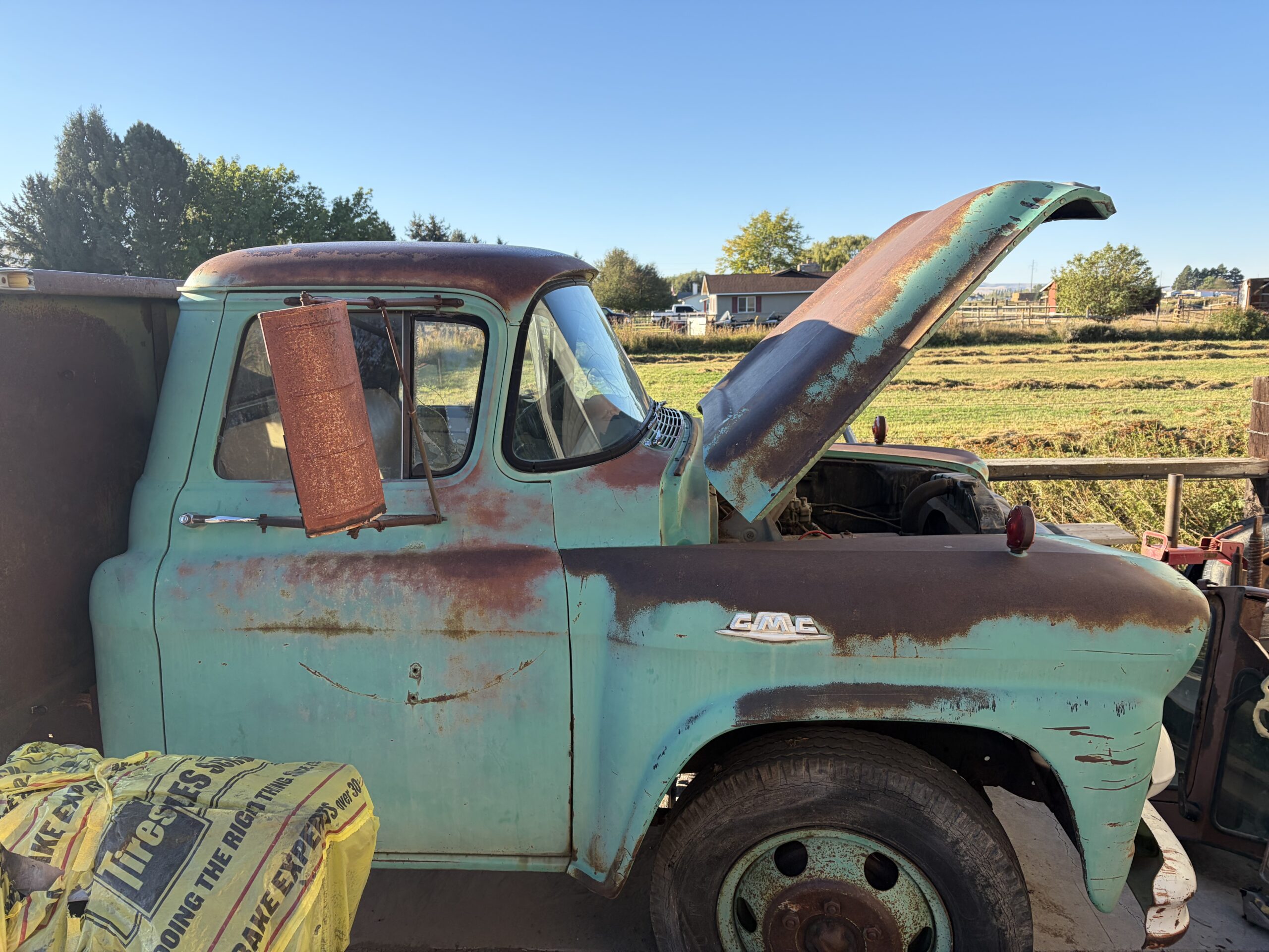 
								1959 GMC 2-Ton Truck full									