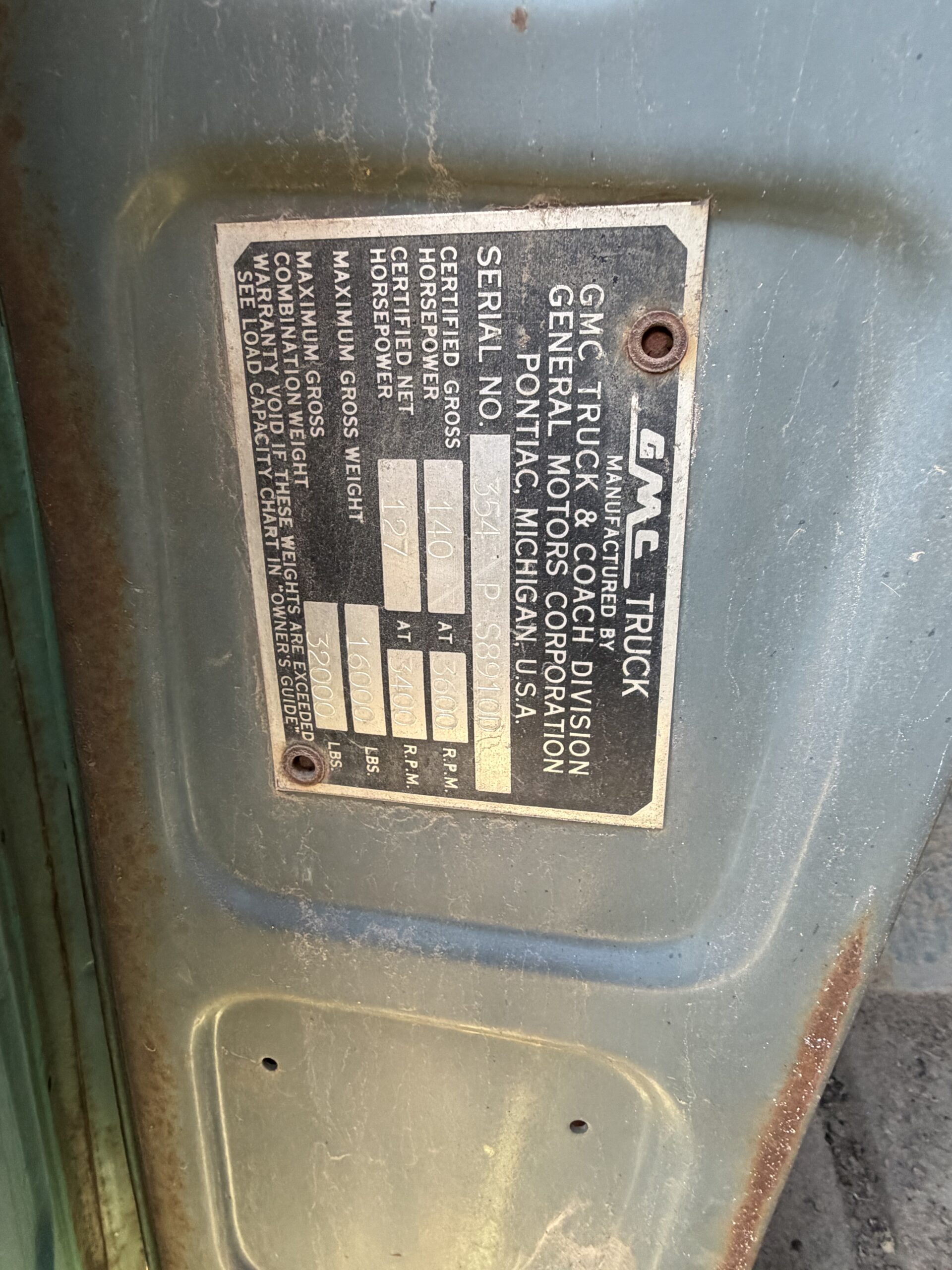 
								1959 GMC 2-Ton Truck full									