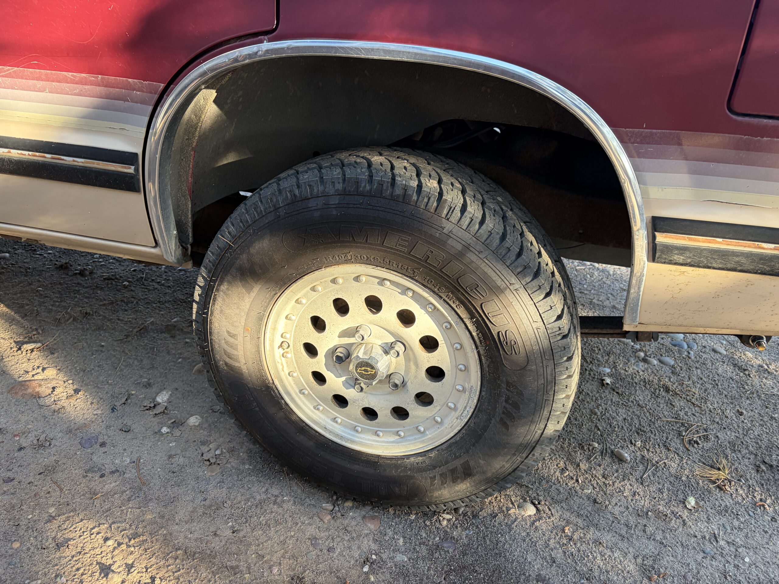 
								1994 Chevrolet Blazer Tahoe LT full									