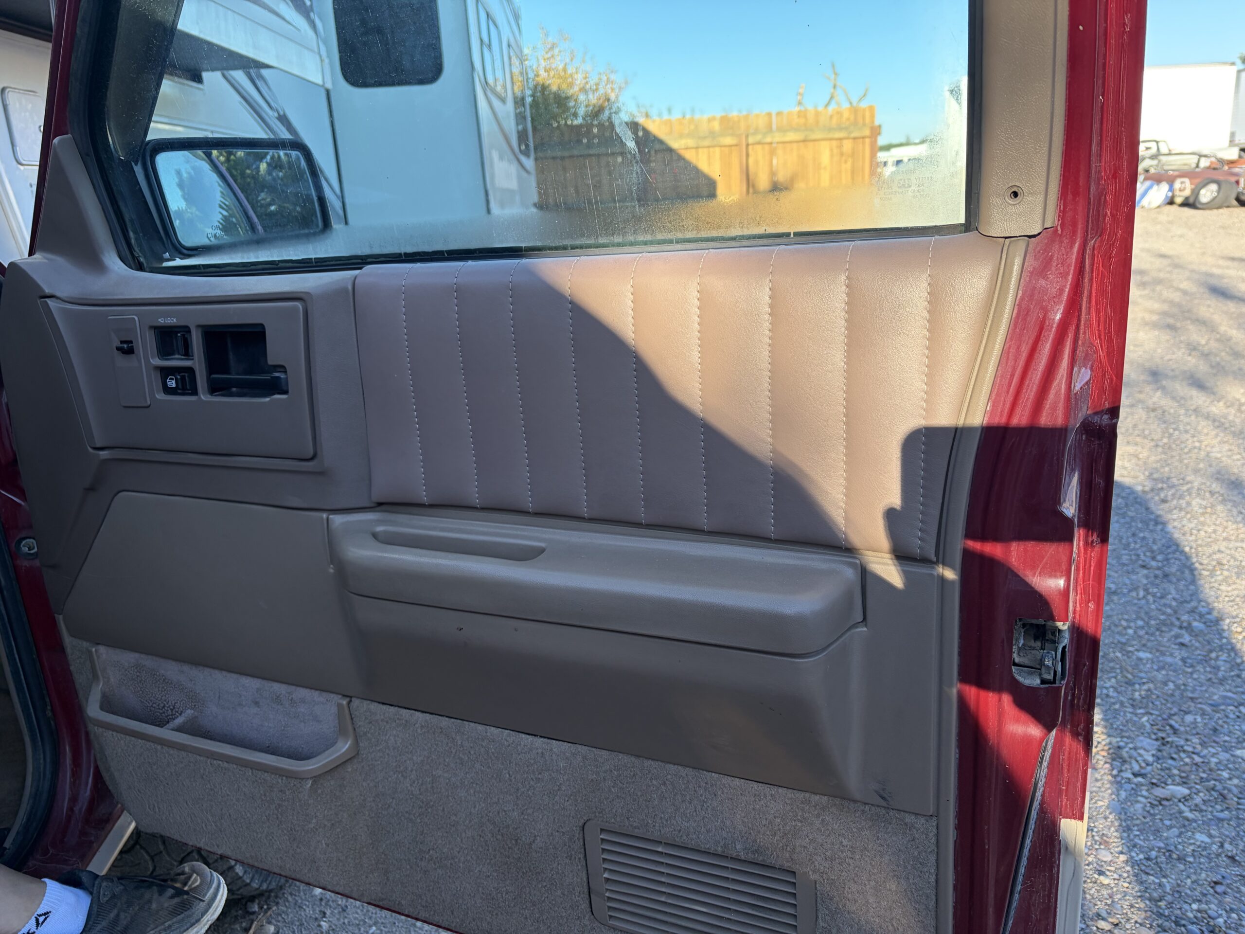 
								1994 Chevrolet Blazer Tahoe LT full									