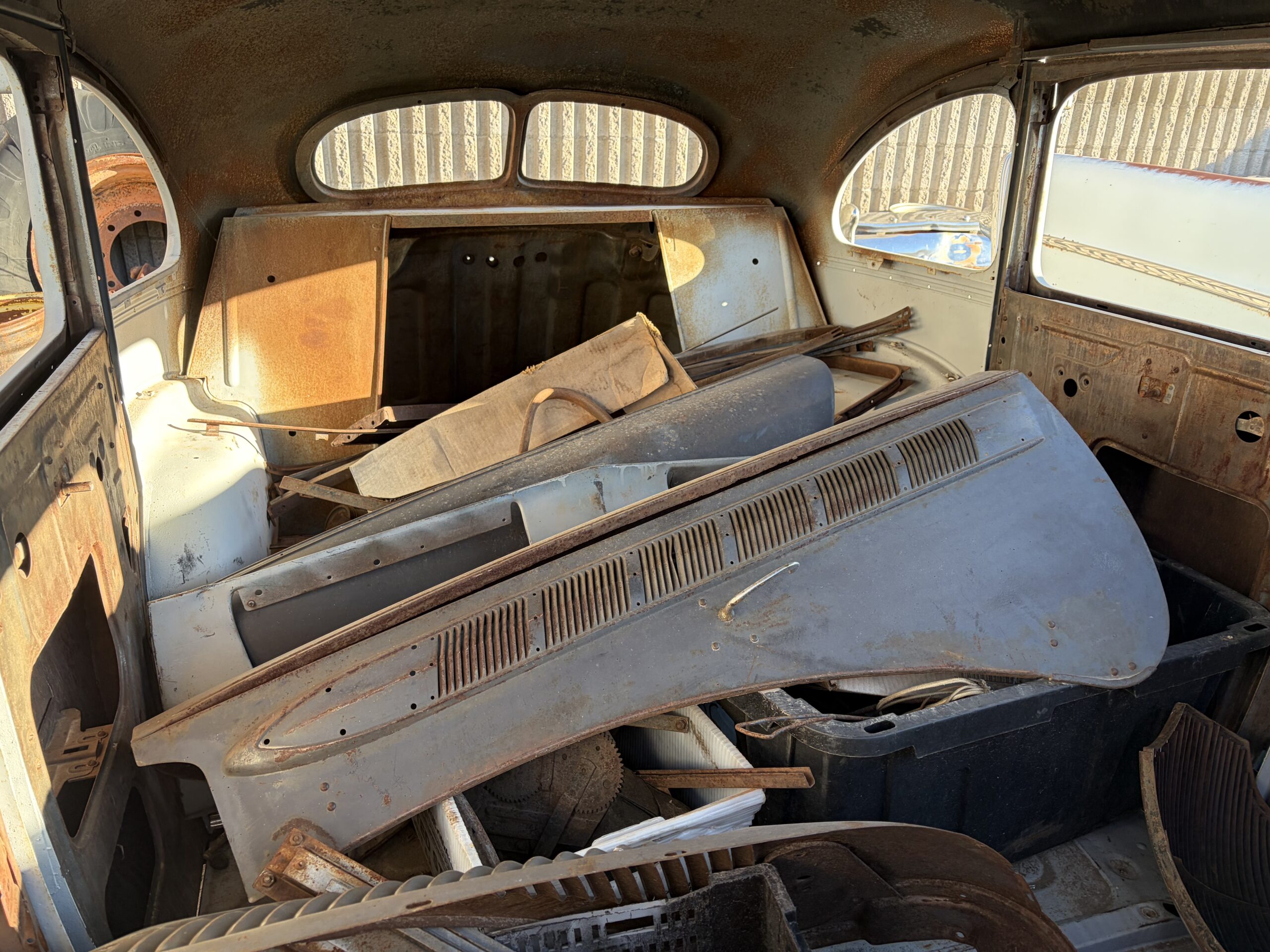 
								1937 Hudson Terraplane Body full									