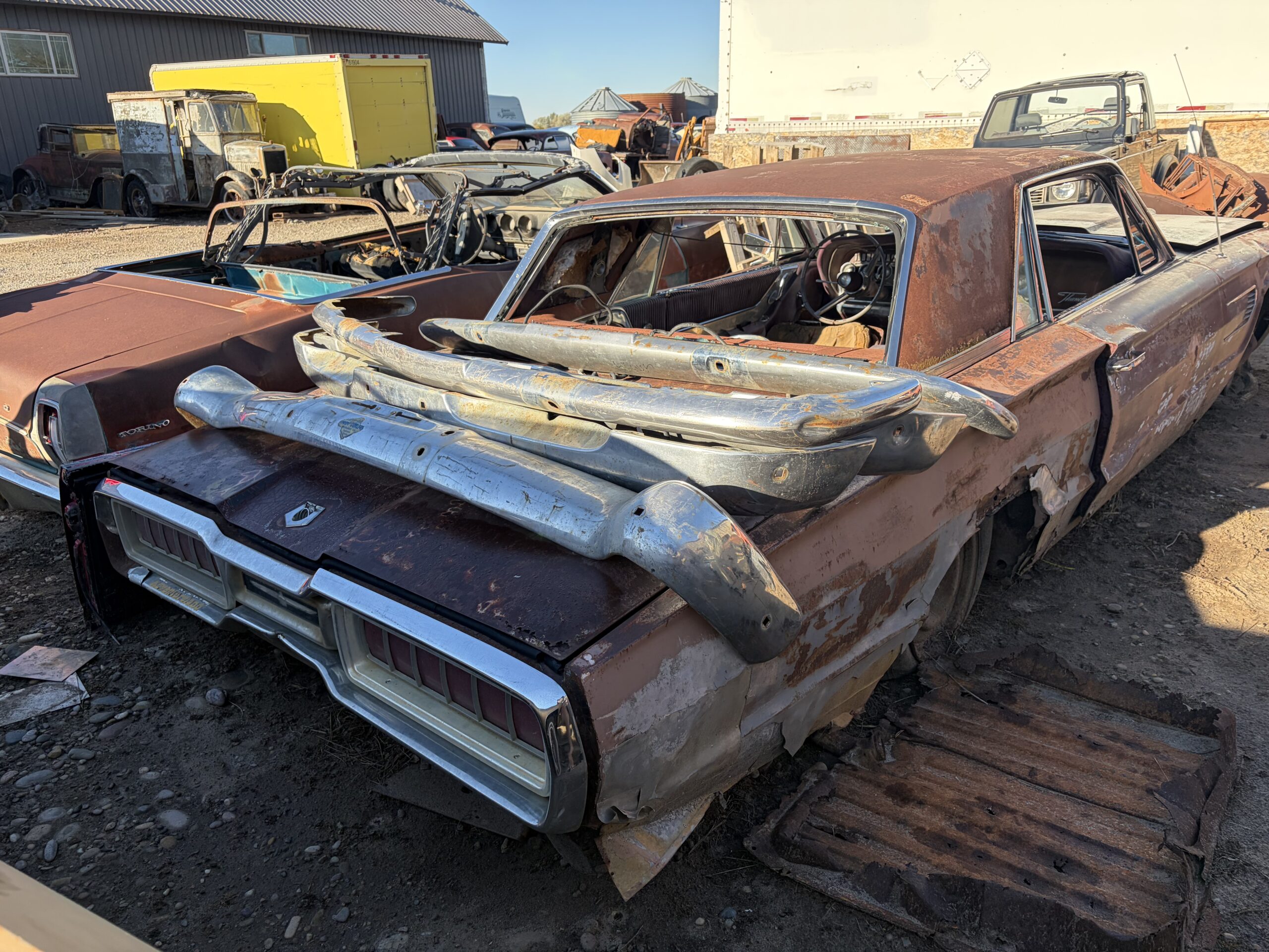 
								1965 Ford Thunderbird Rare VIN full									