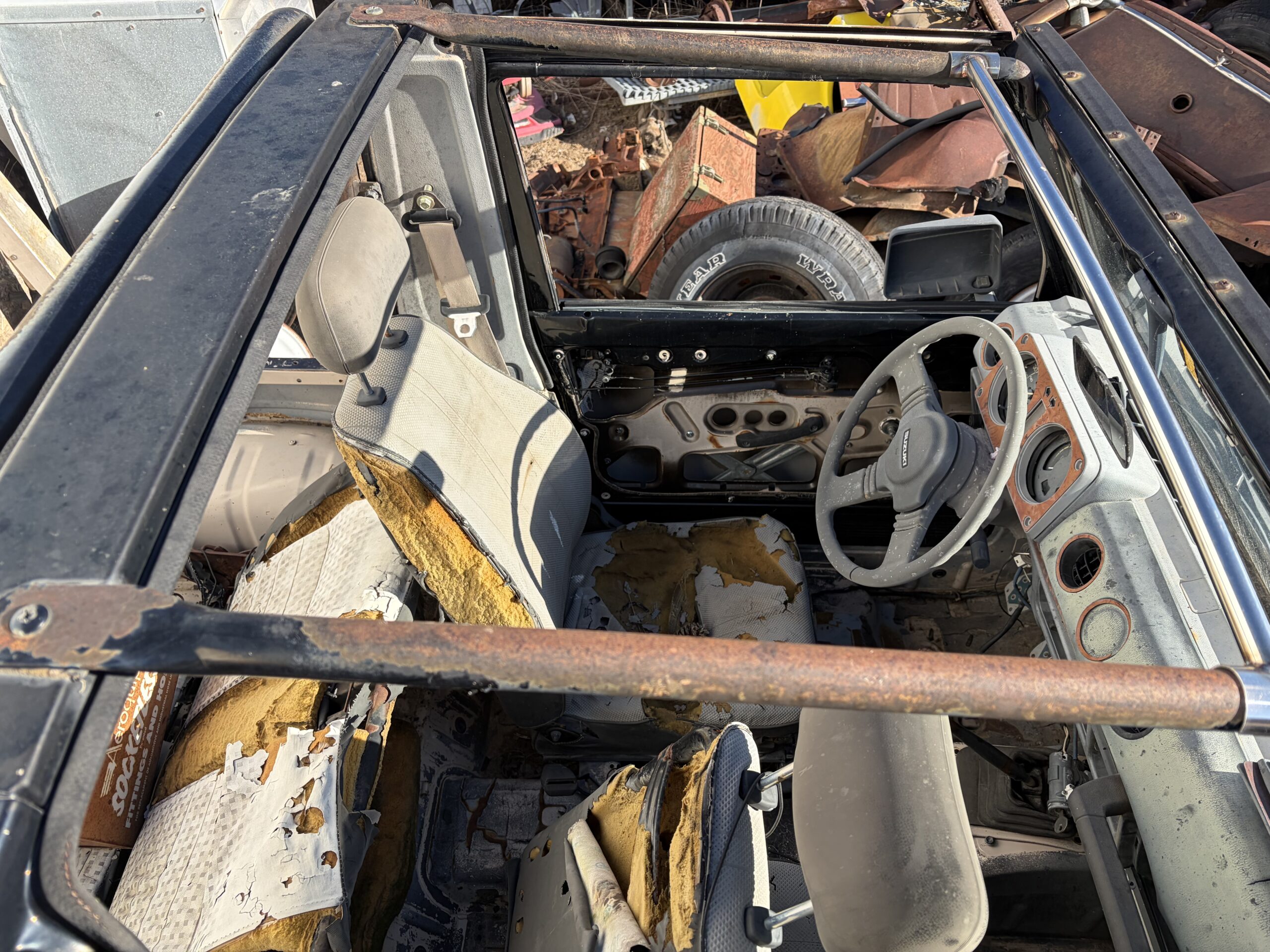 
								1987 Suzuki Samurai full									