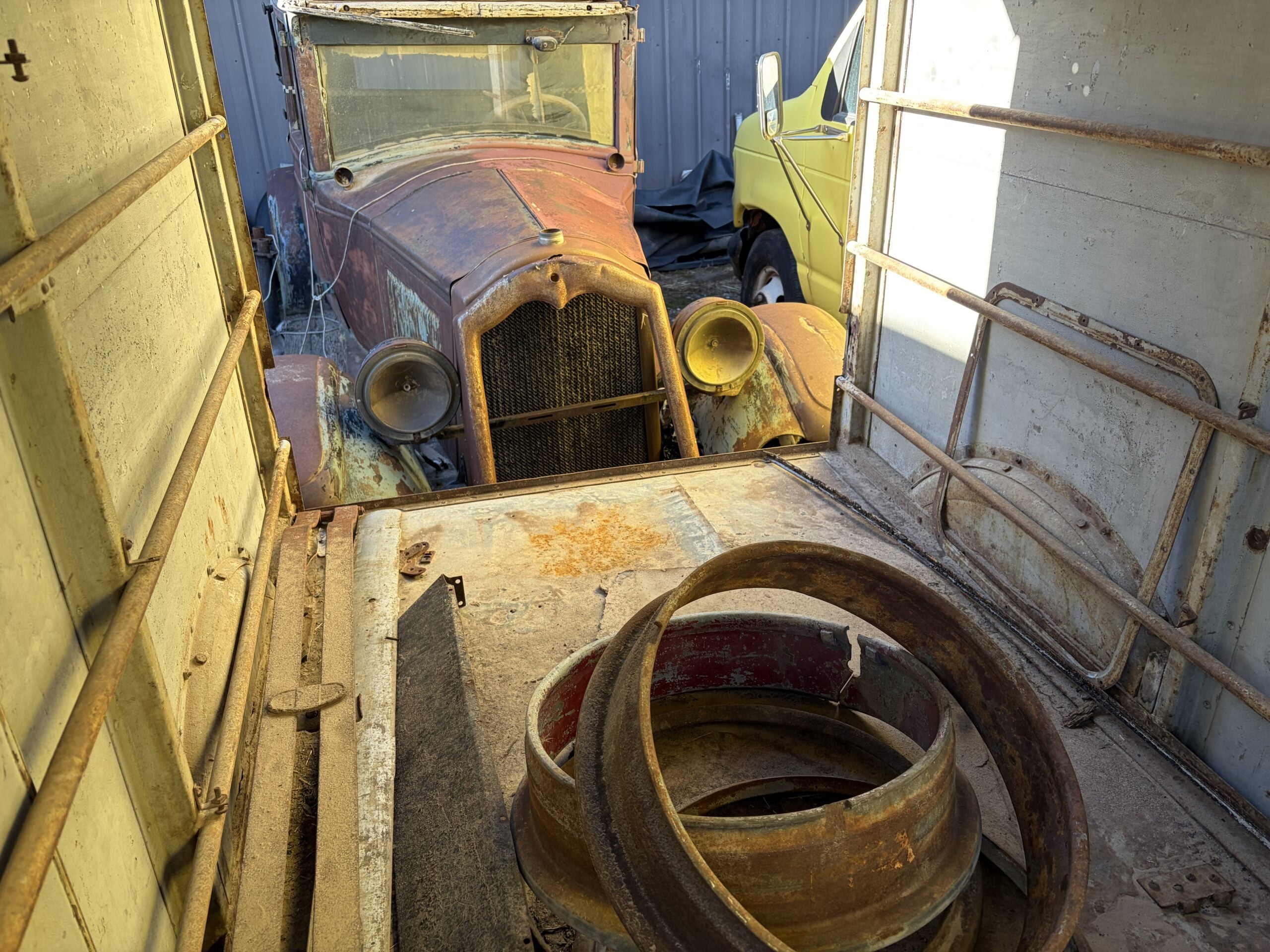 
								1936 Divco Ice Delivery Van full									