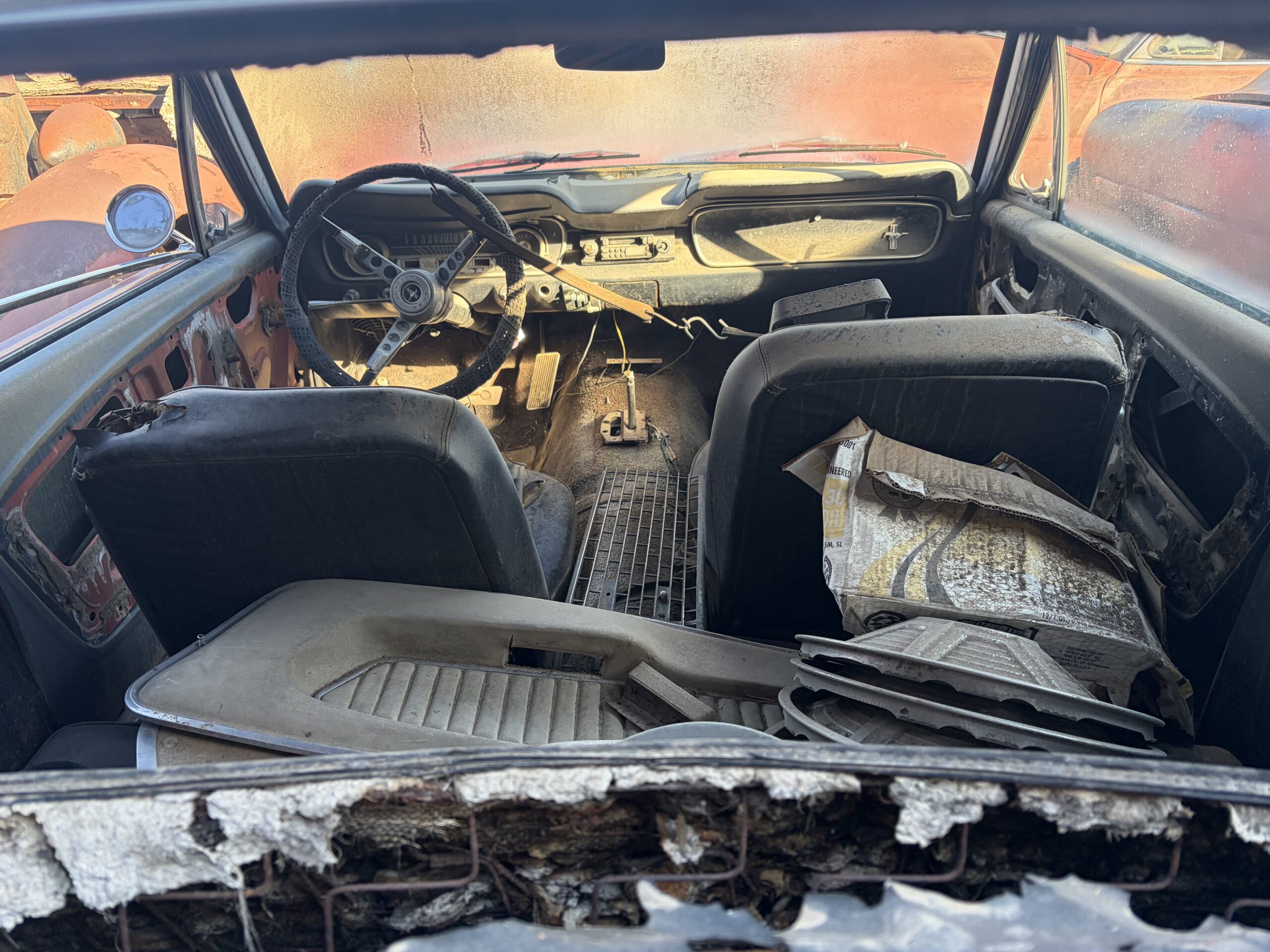 
								1965 Ford Mustang K-code 2 cars full									