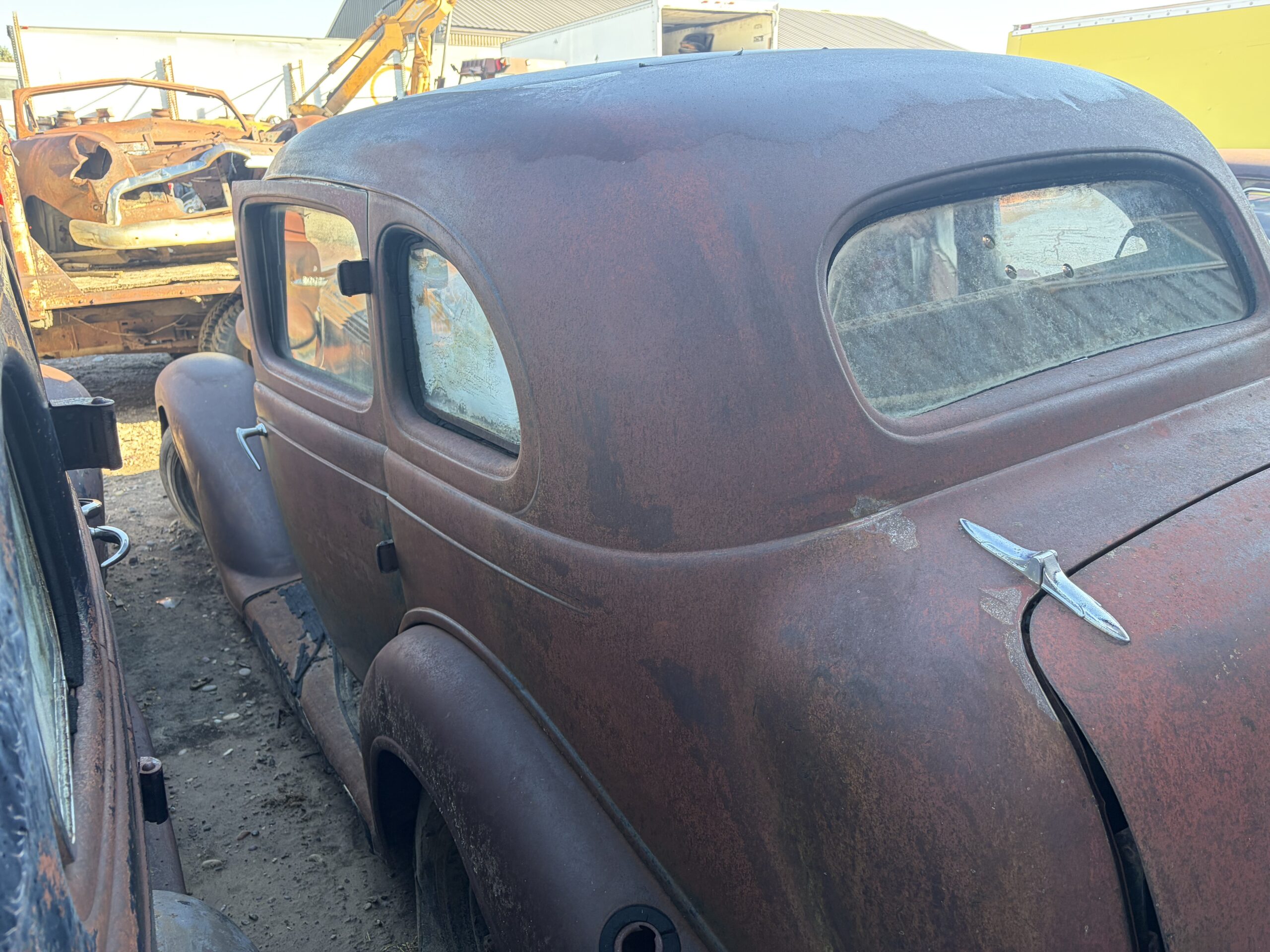 
								1936 Plymouth Sedan full									
