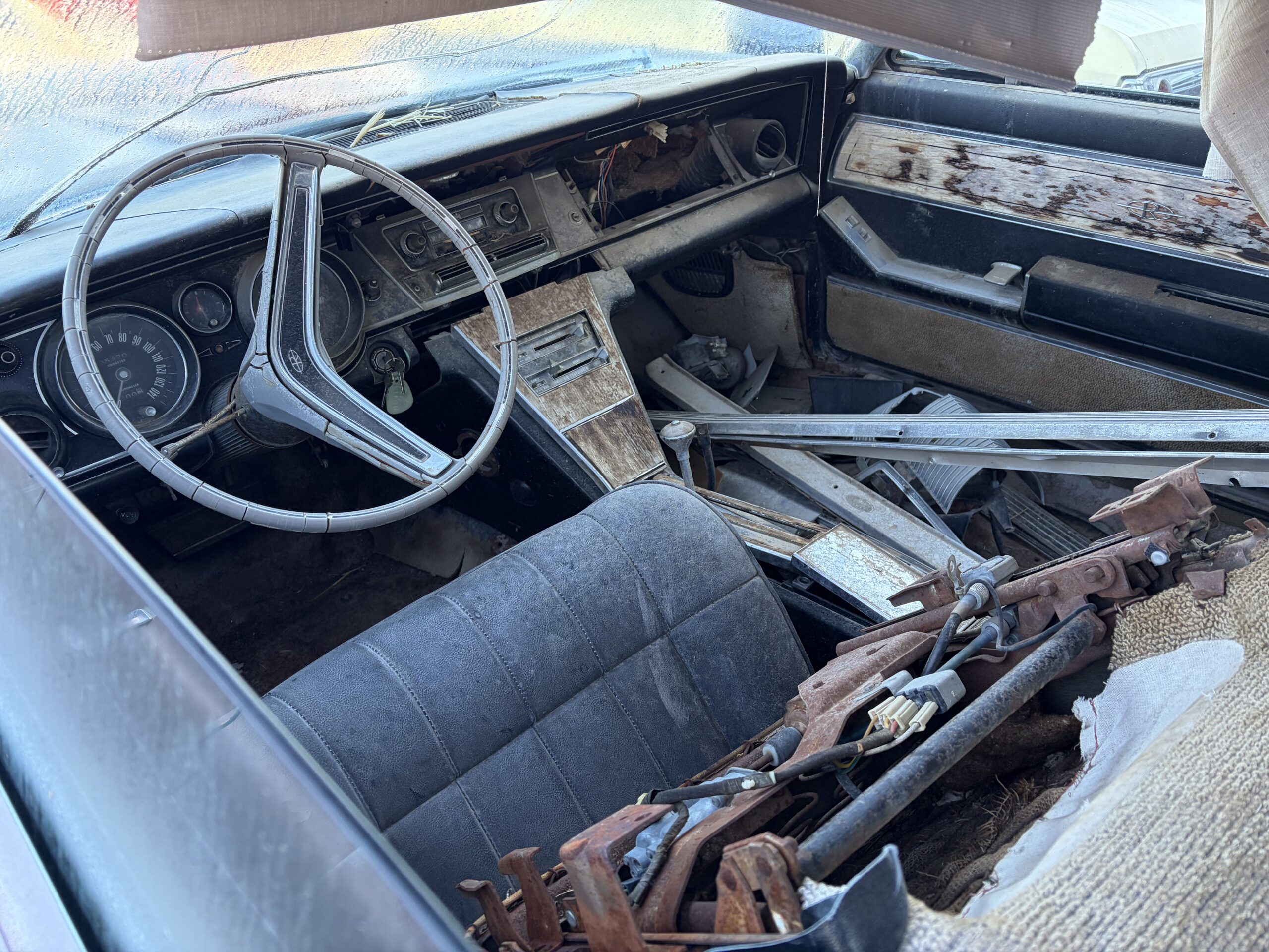 
								1965 Buick Riviera full									