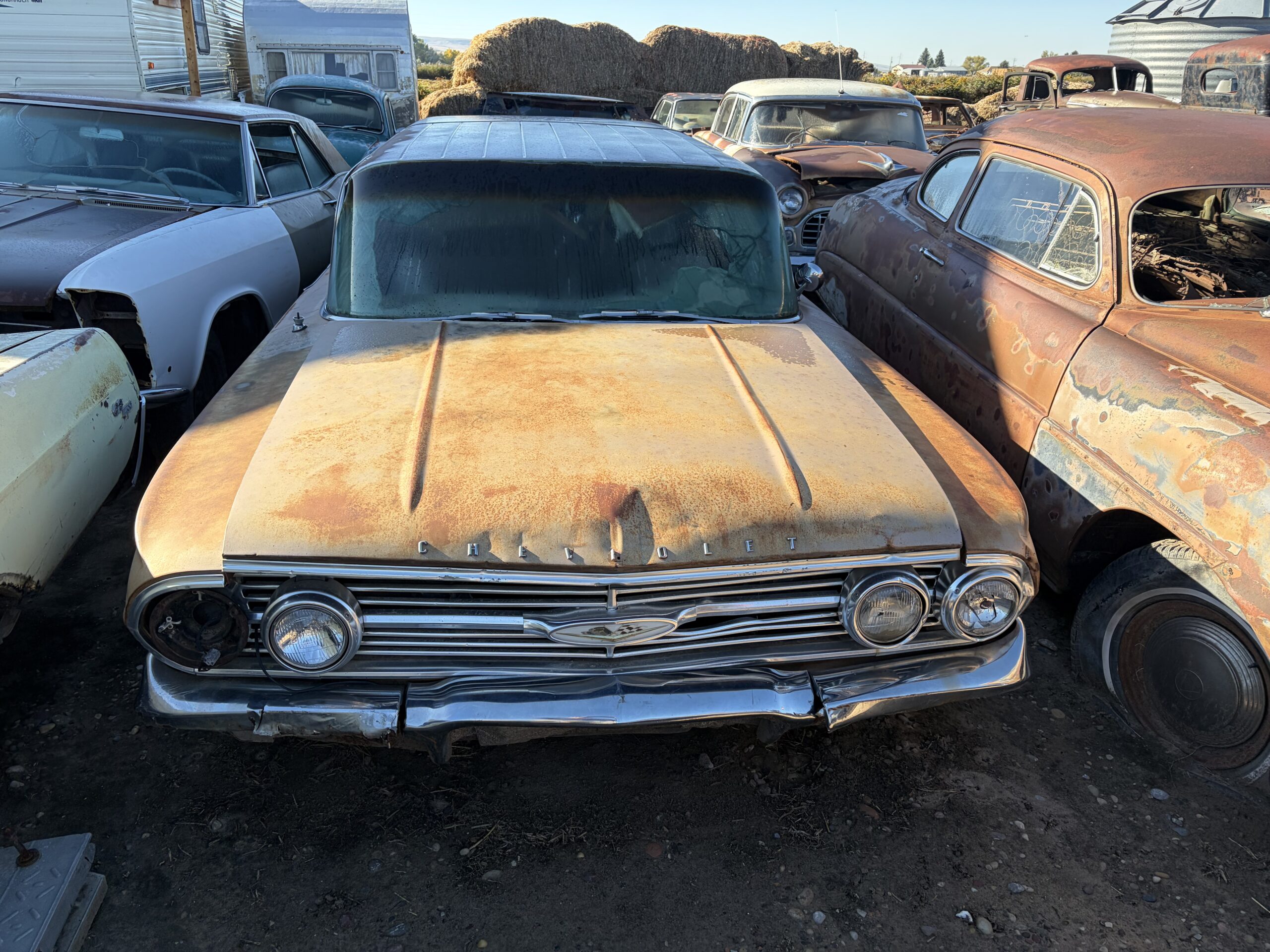 
								1960 Chevrolet Parkwood Wagon full									