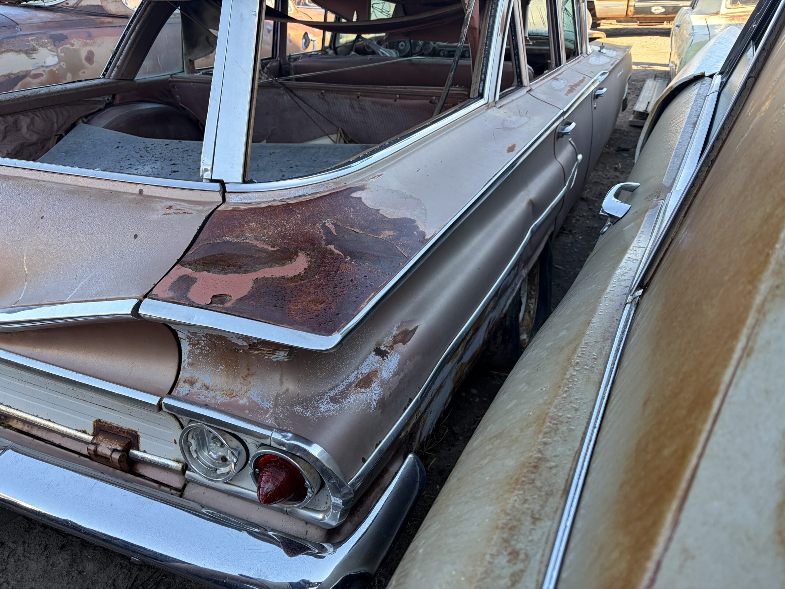 
								1960 Chevrolet Parkwood Wagon full									