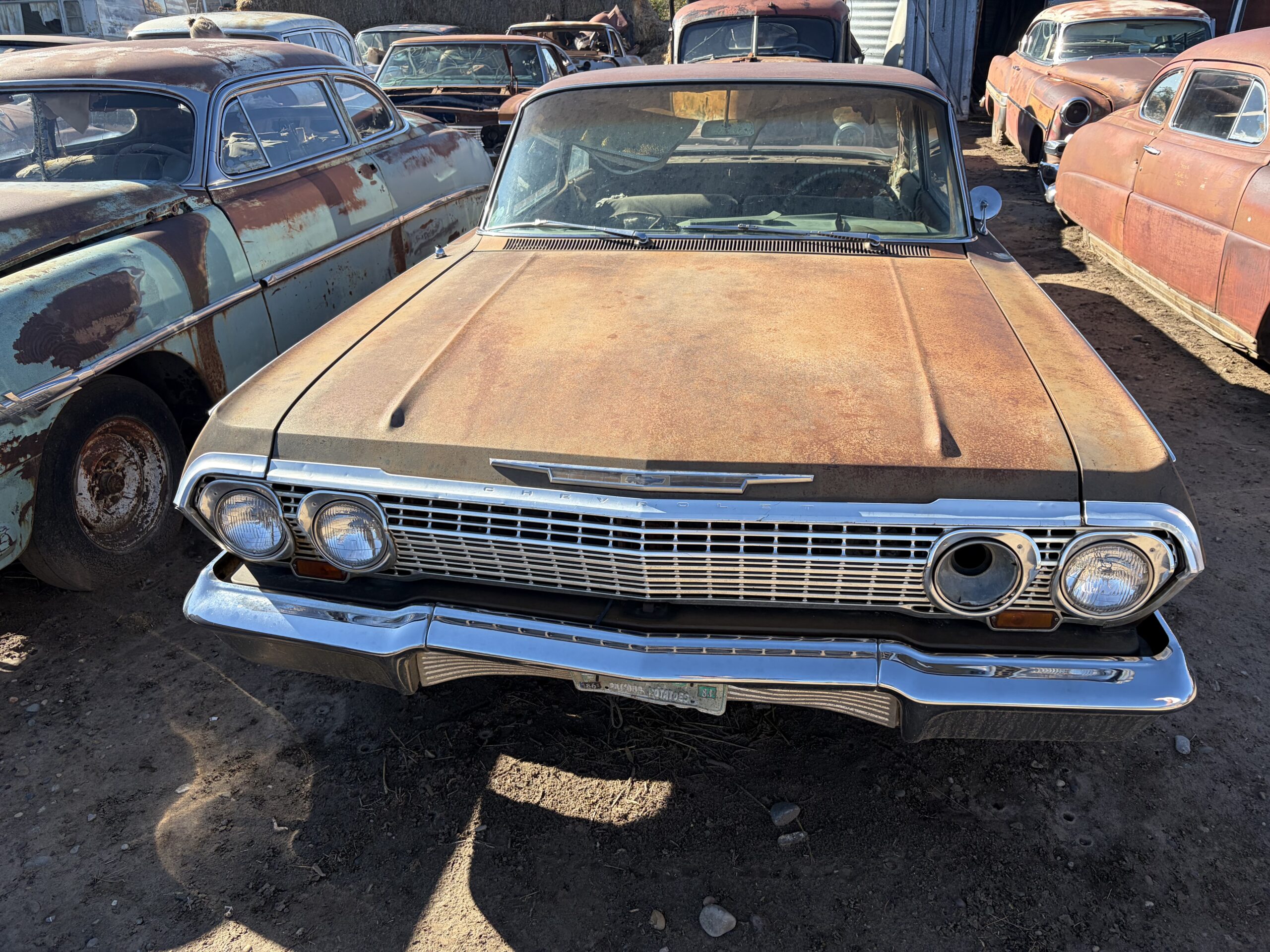 
								1963 Chevrolet Biscayne 2dr full									