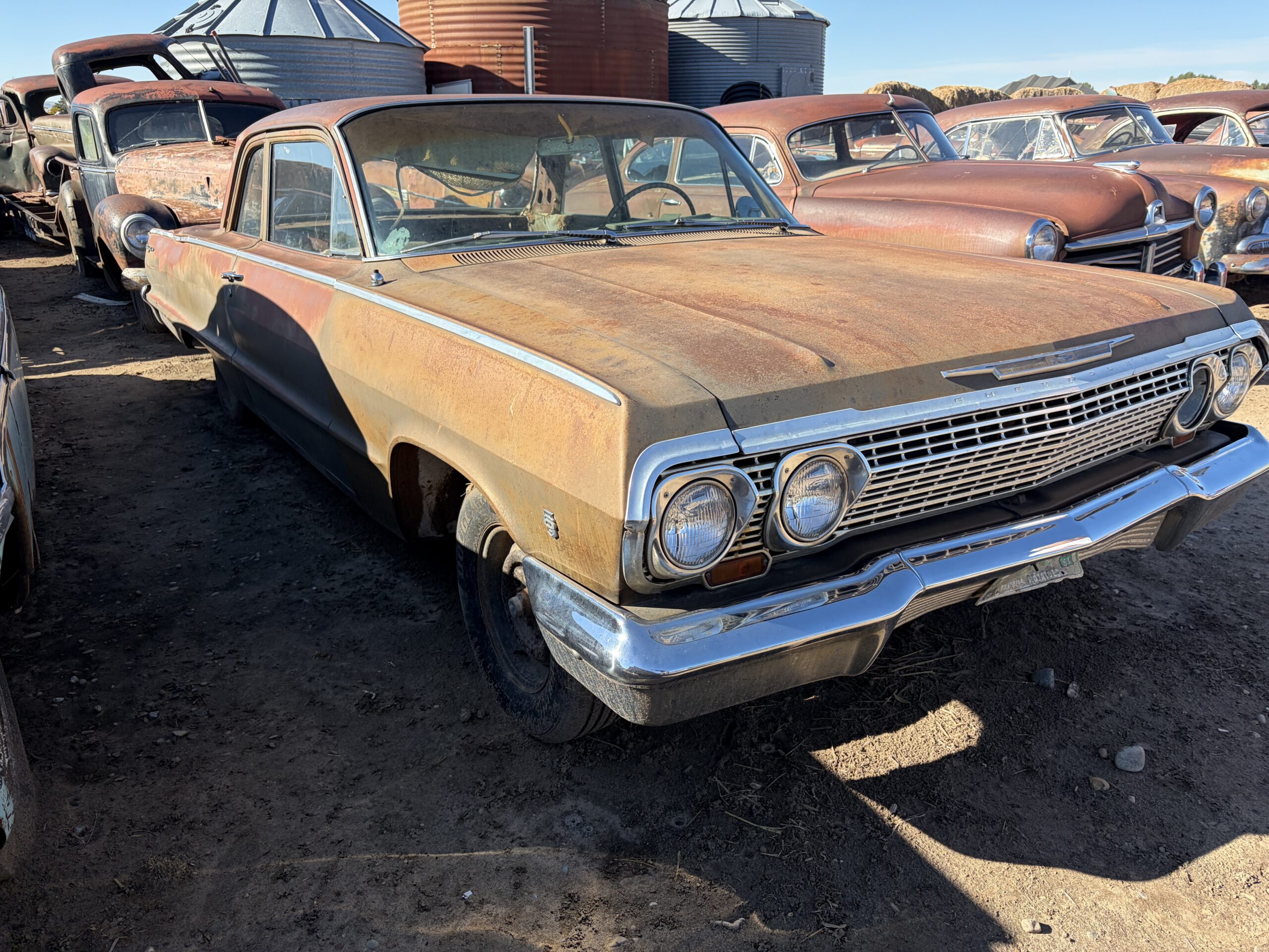 
								1963 Chevrolet Biscayne 2dr full									