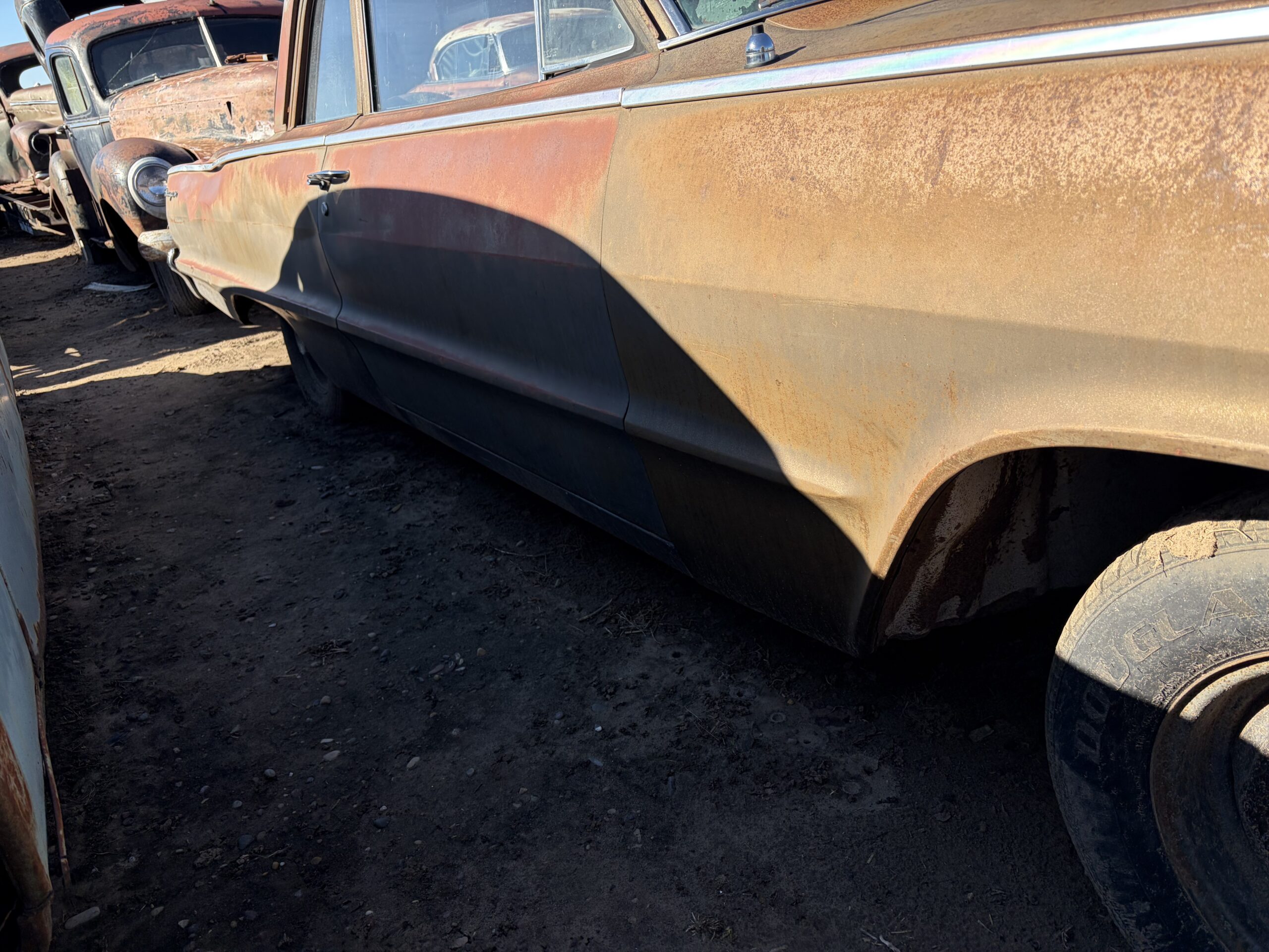 
								1963 Chevrolet Biscayne 2dr full									