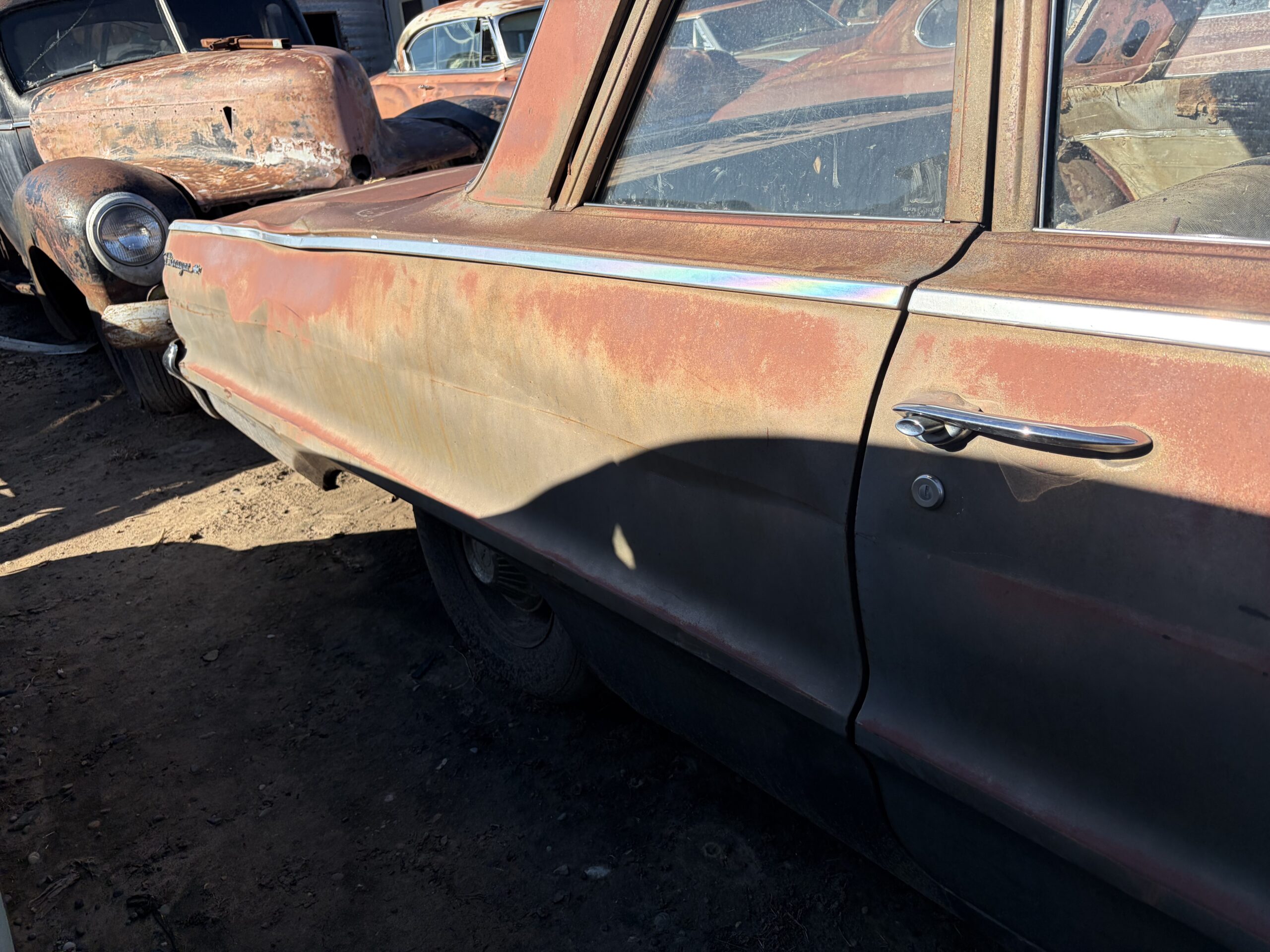 
								1963 Chevrolet Biscayne 2dr full									