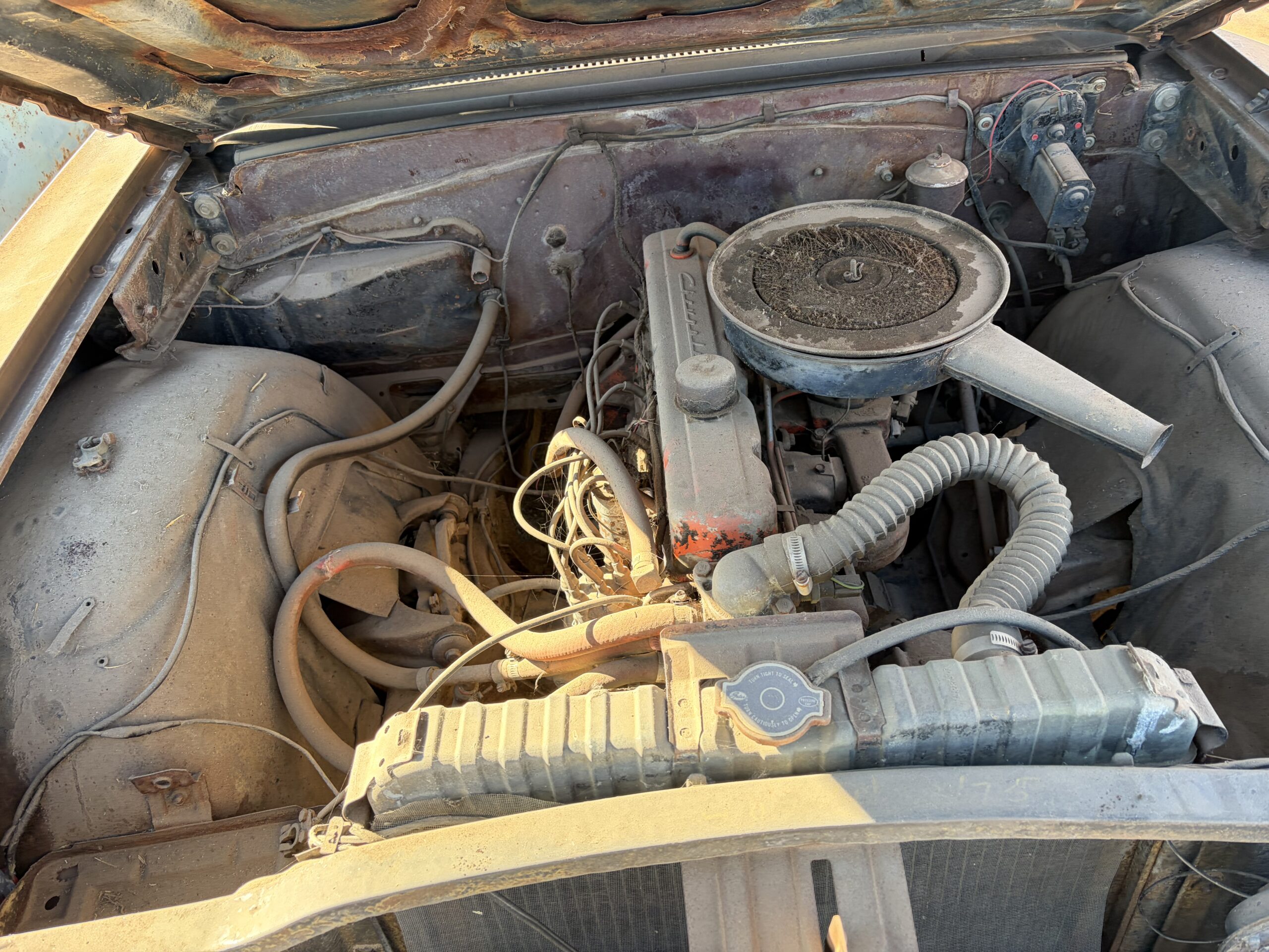 
								1963 Chevrolet Biscayne 2dr full									