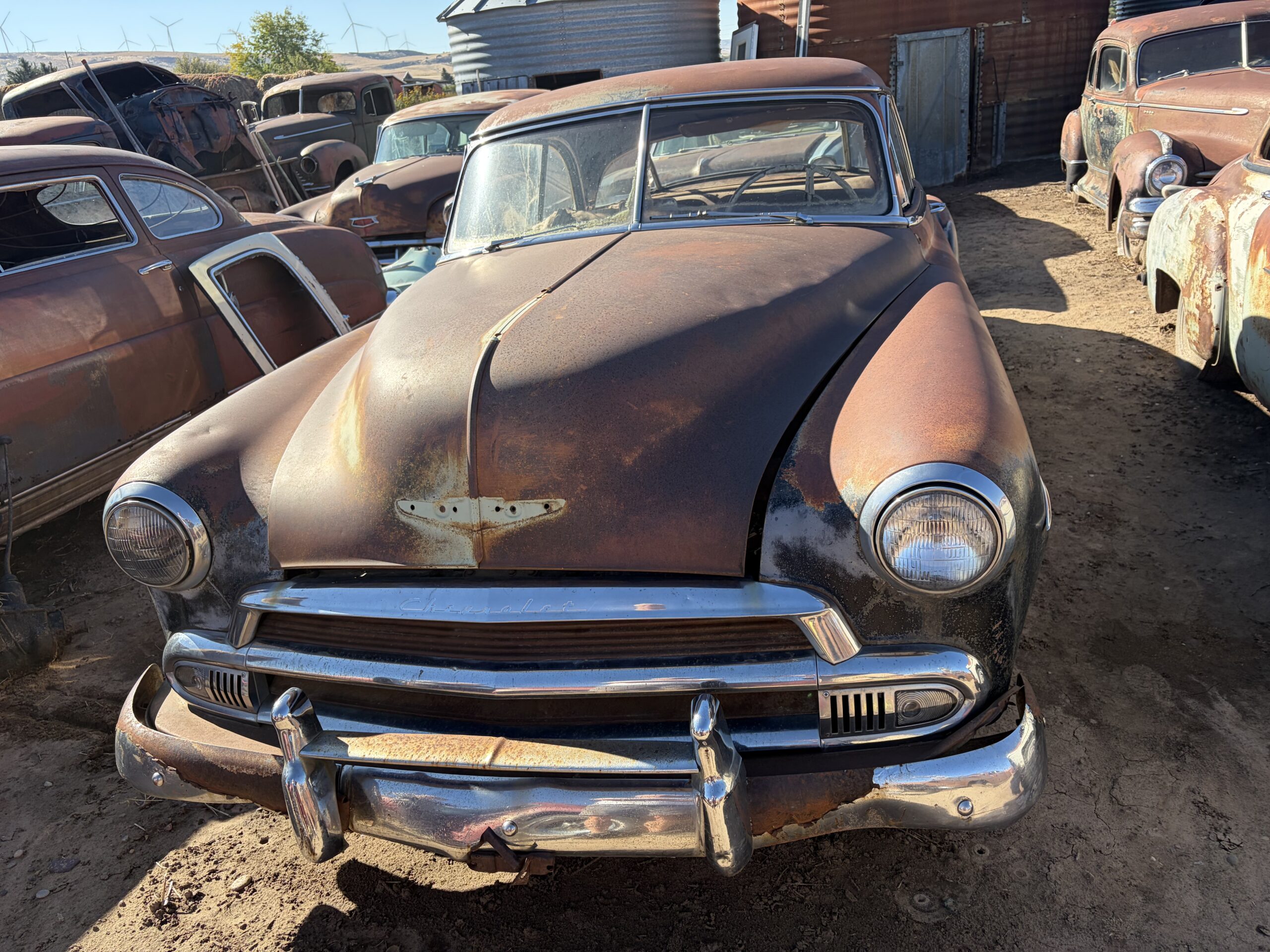
								1952 Chevrolet Deluxe full									