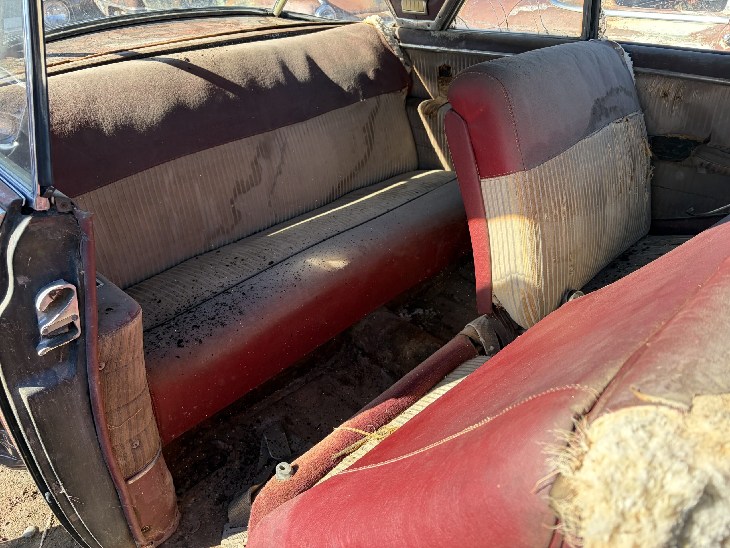 
								1952 Chevrolet Deluxe full									