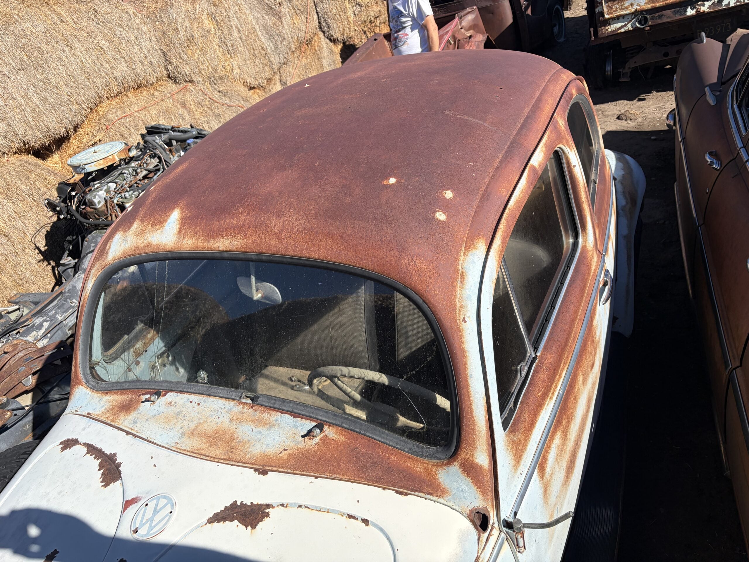 
								1957 Volkswagen Bug full									