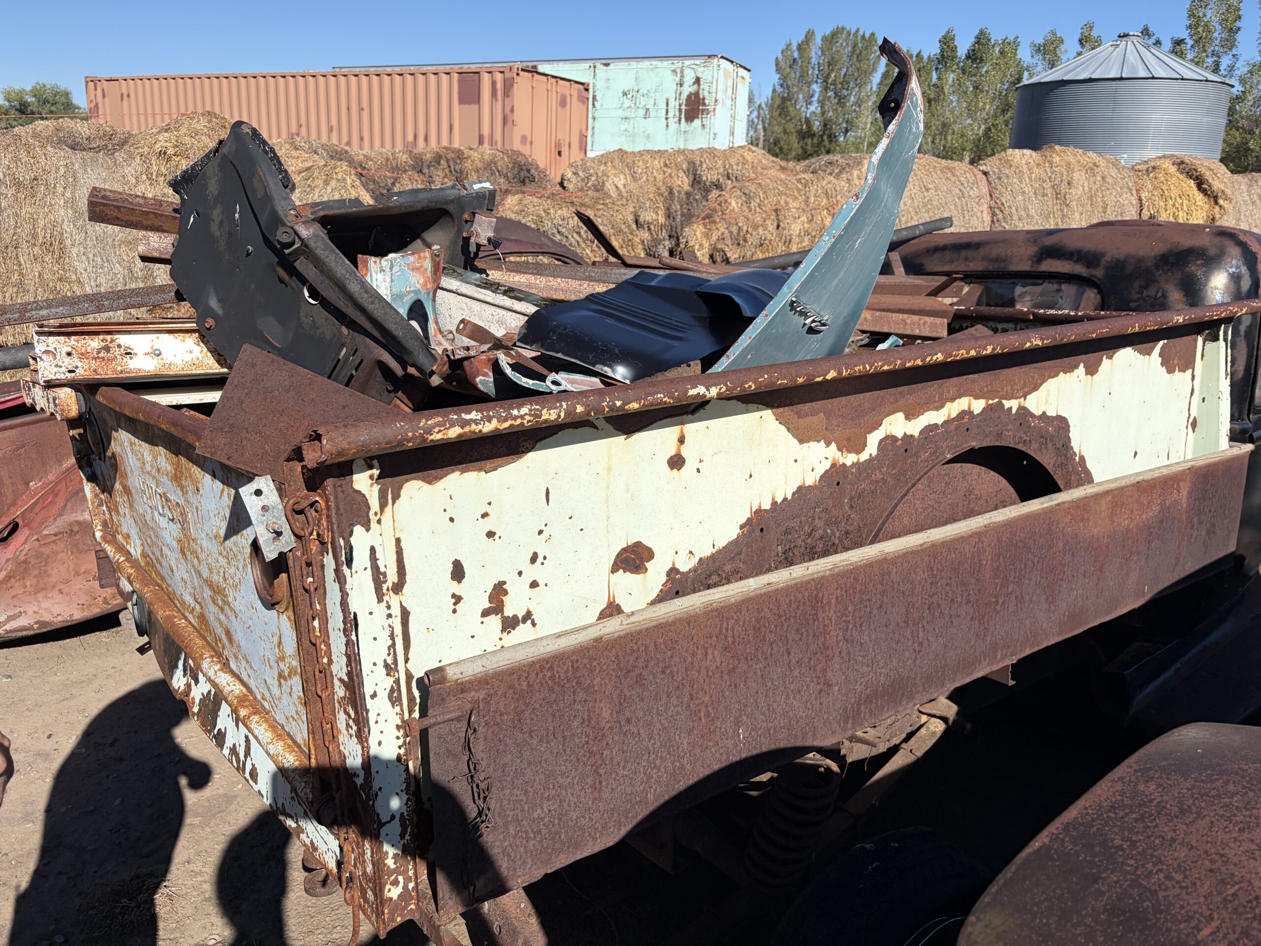 
								1945 Hudson Slide-in Bed full									