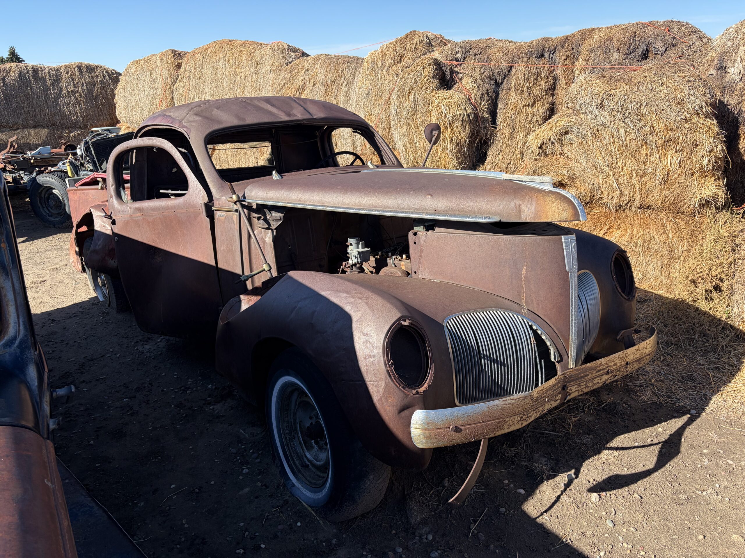 
								1939 Studebaker Coupe Express full									