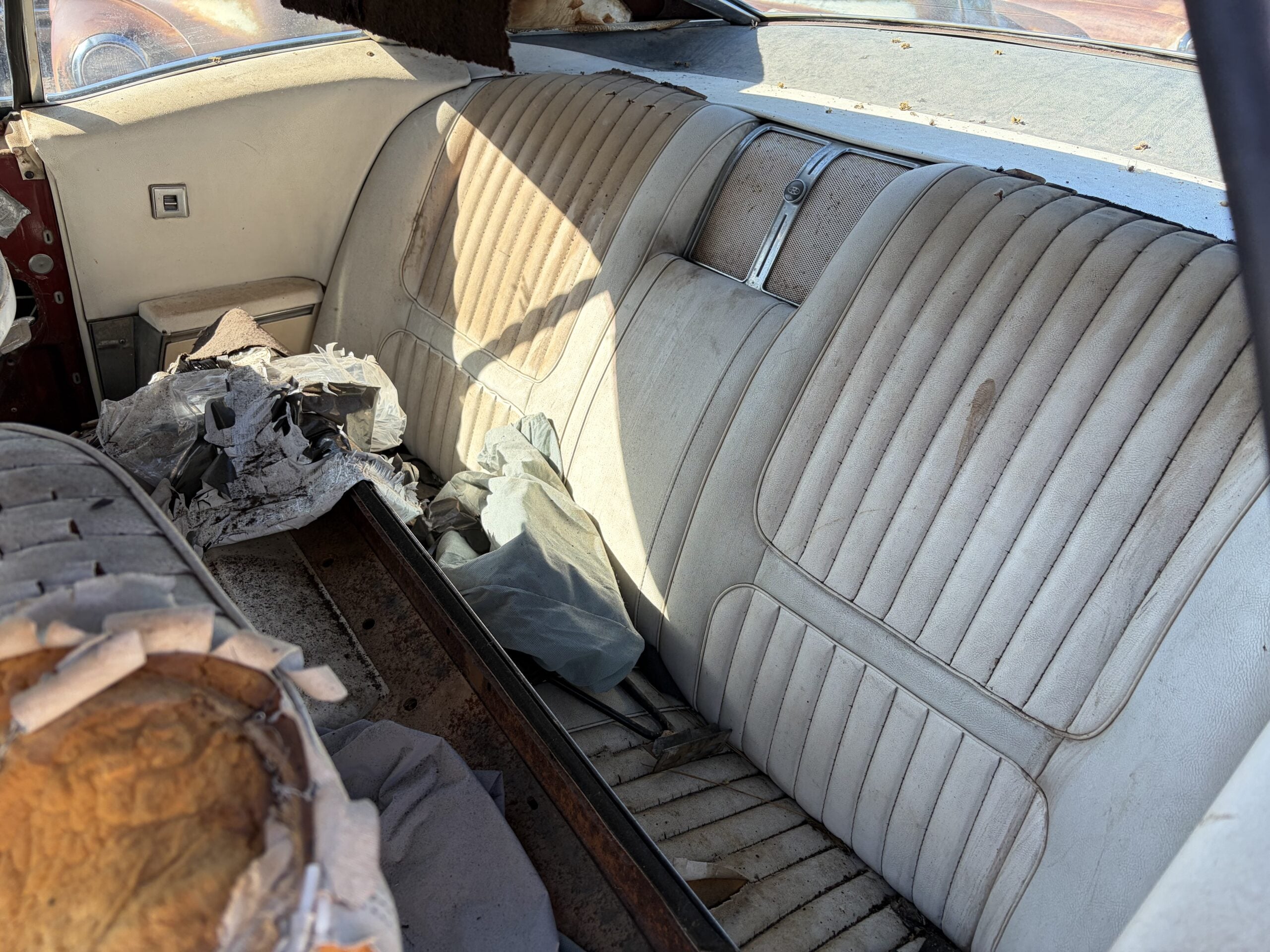 
								1967 Buick Riviera full									