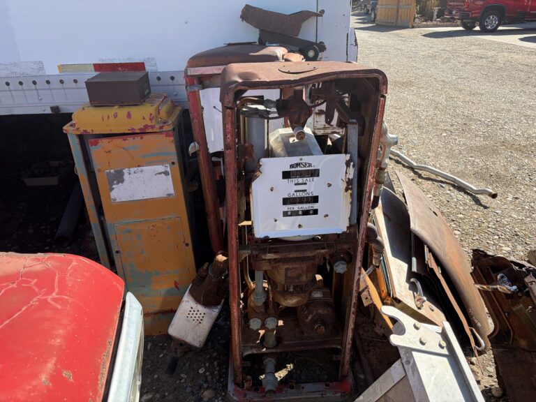 3 Gas Pumps and Oiler