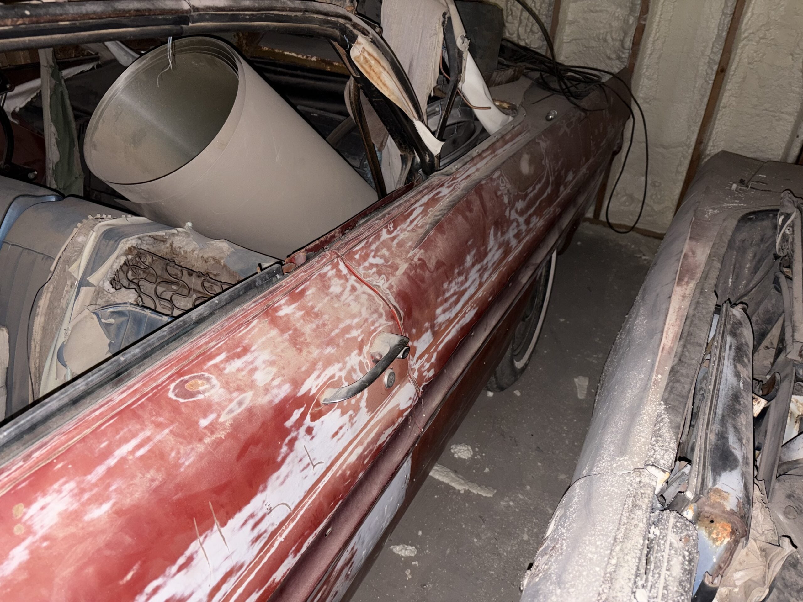 
								1961 Pontiac Bonneville Convertible full									