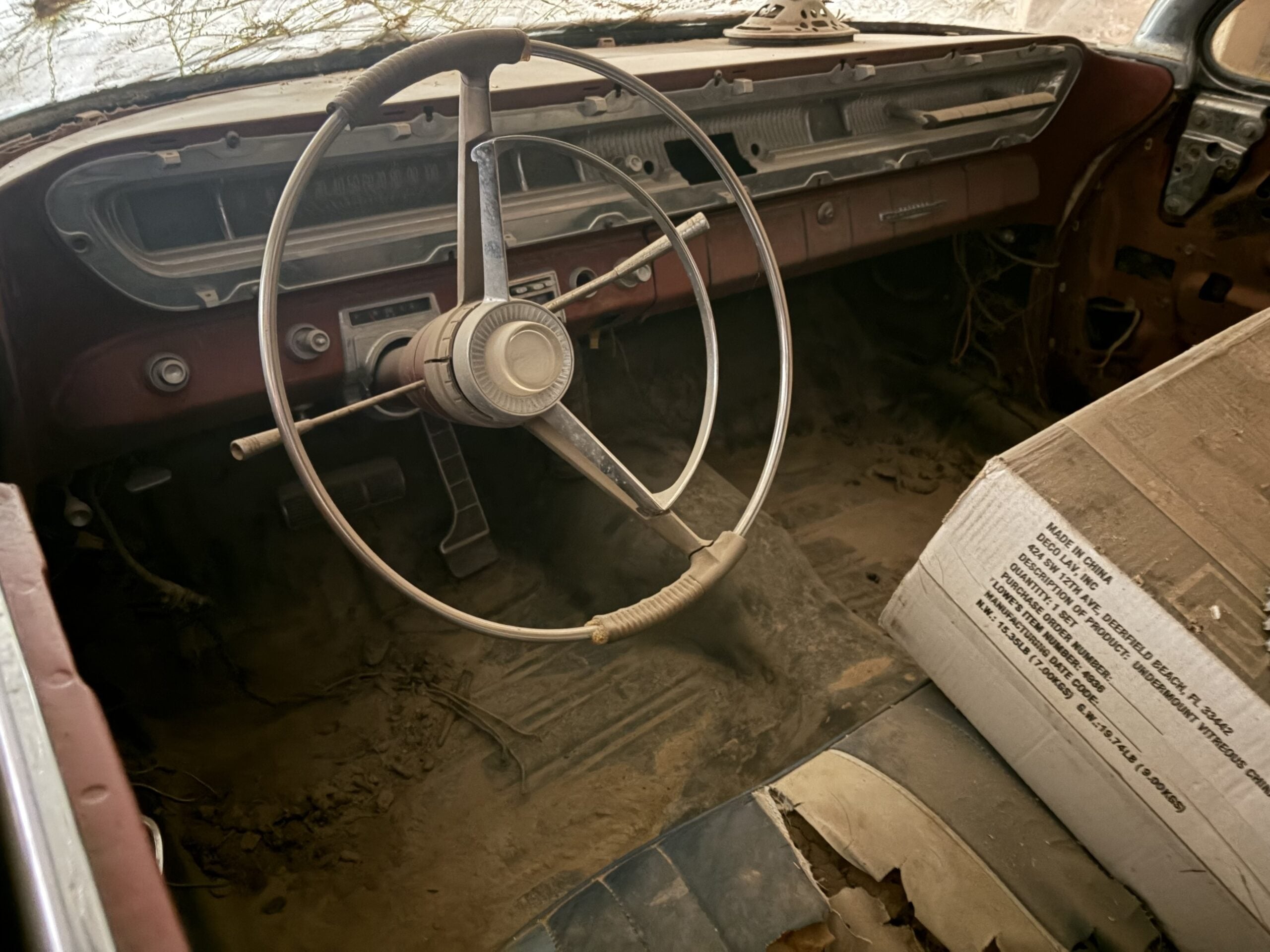 
								1961 Pontiac Bonneville Convertible full									