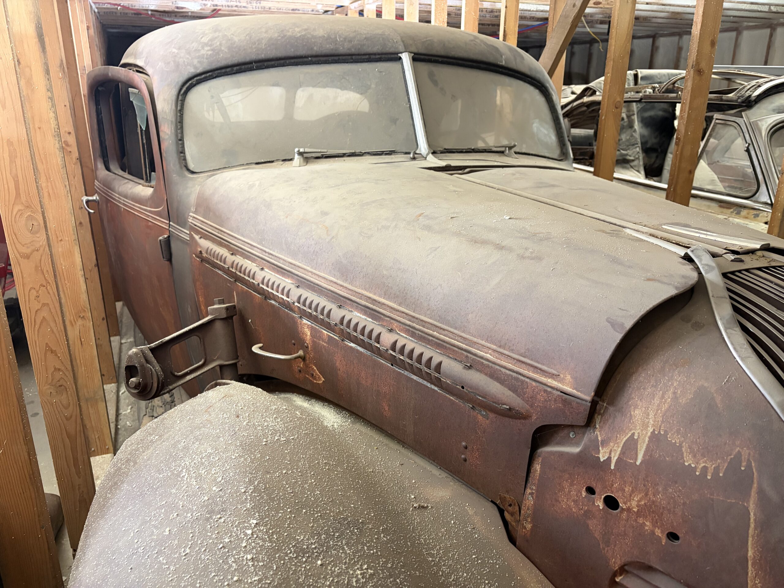 
								1937 Hudson Terraplane Coupe full									