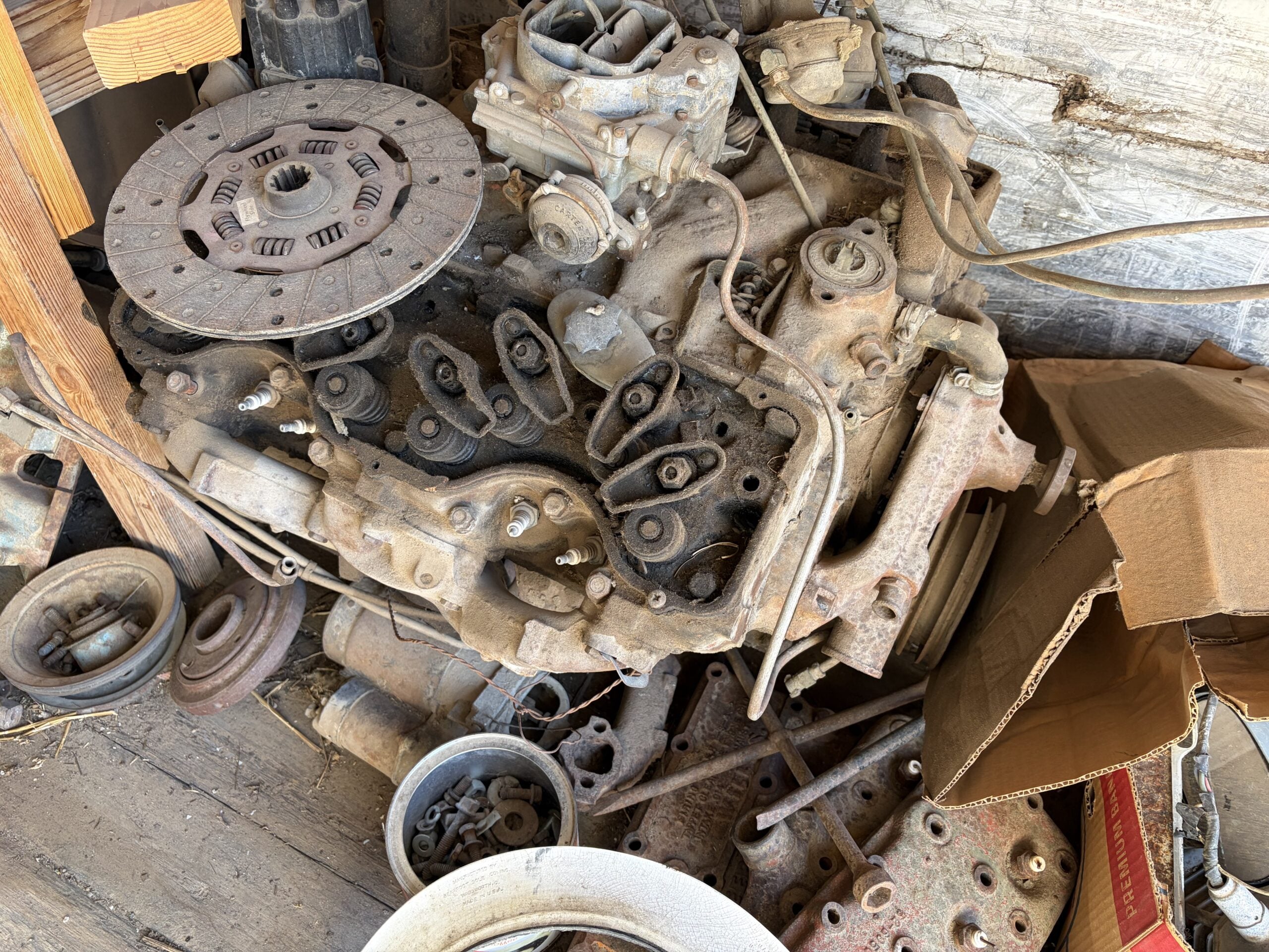 
								Many parts and engines full									