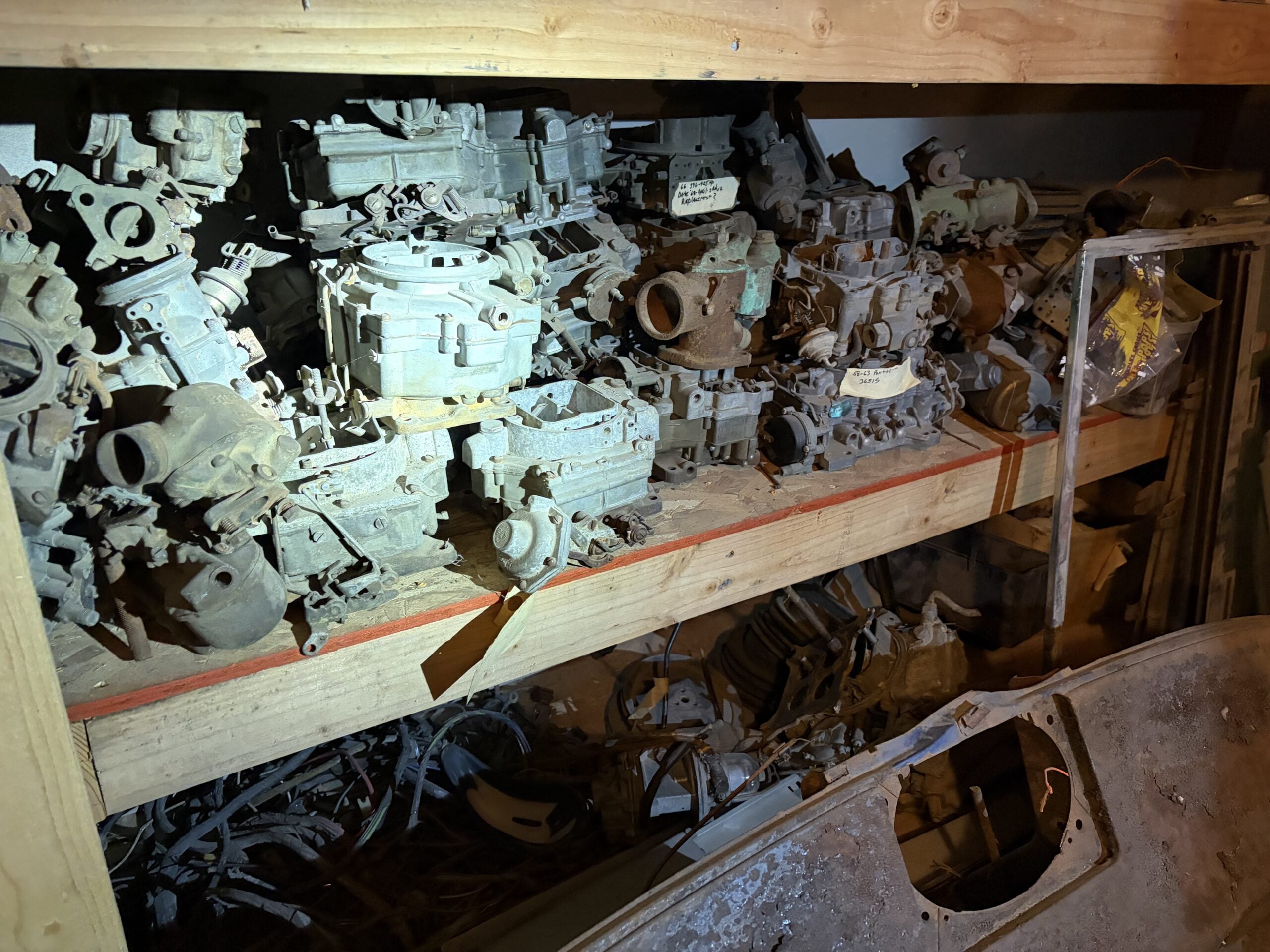 
								Many parts and engines full									