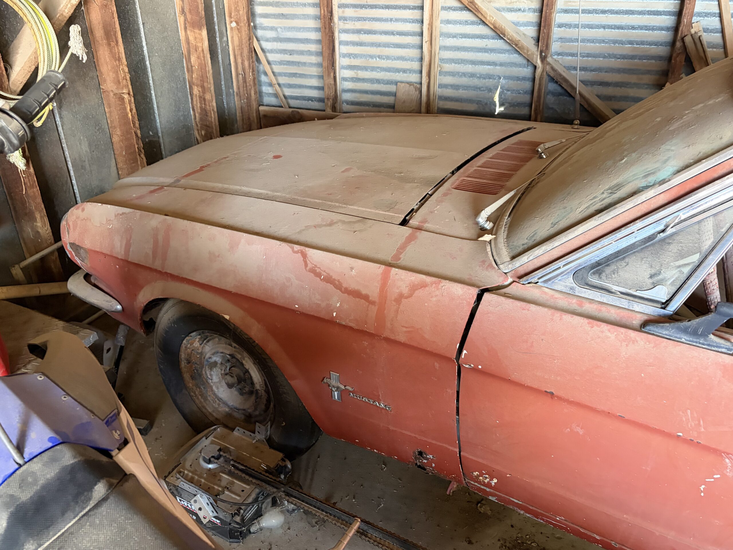 
								1965 Ford Mustang K-code 2 cars full									