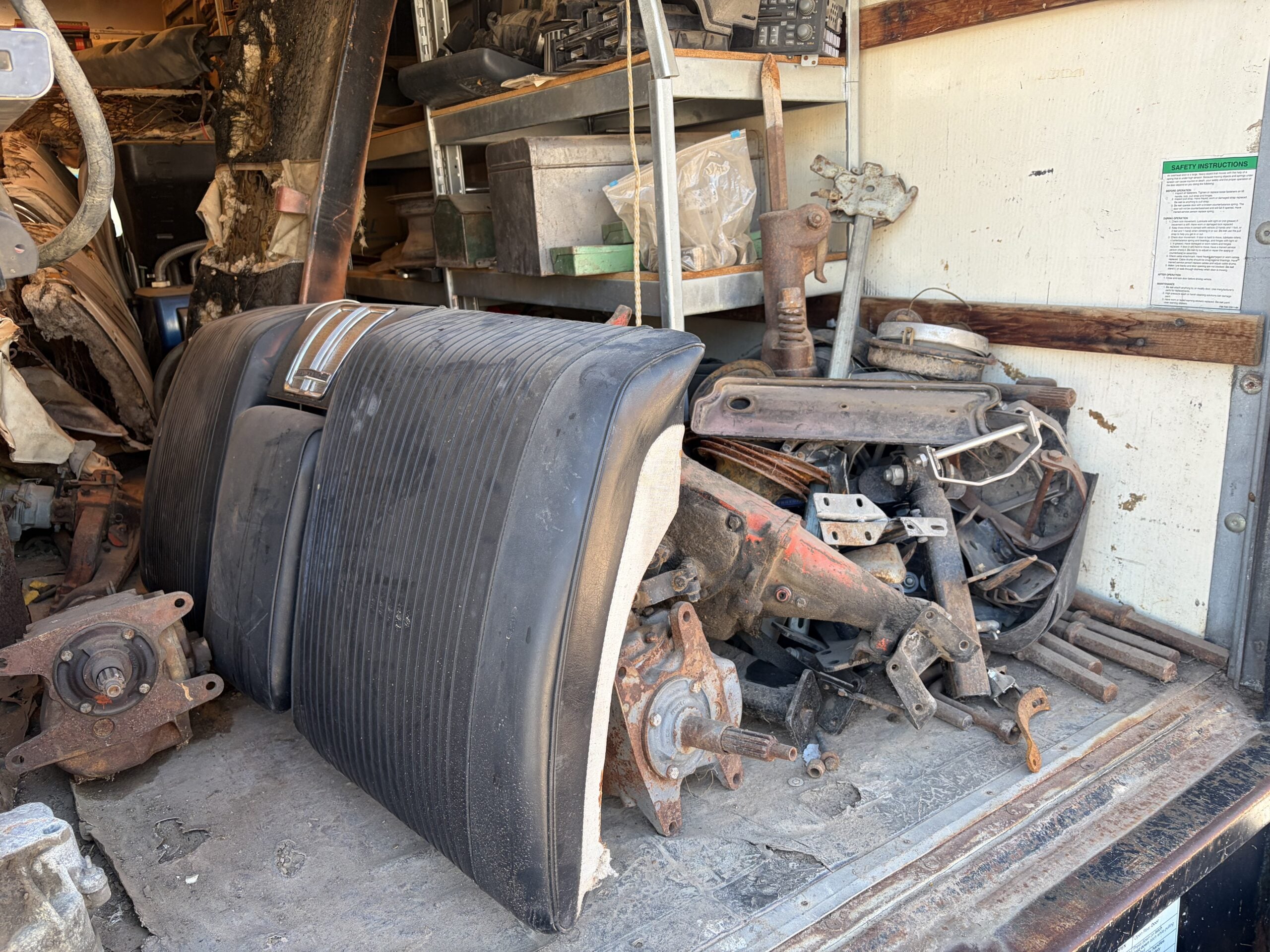 
								Many parts and engines full									